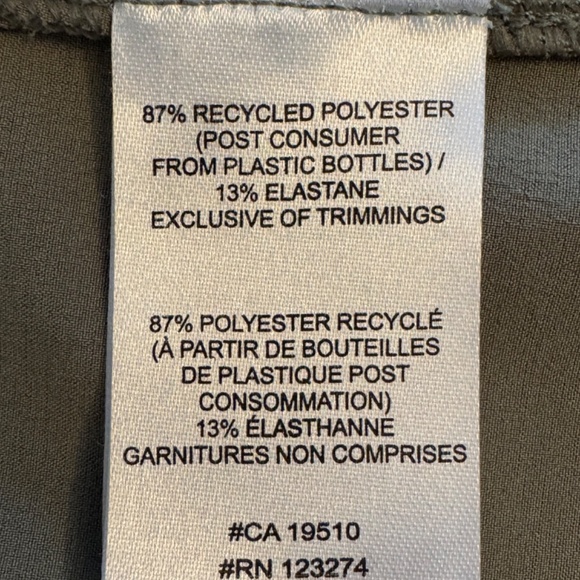 🇨🇦LOLE kaki Skirt Size medium - Picture 4 of 5